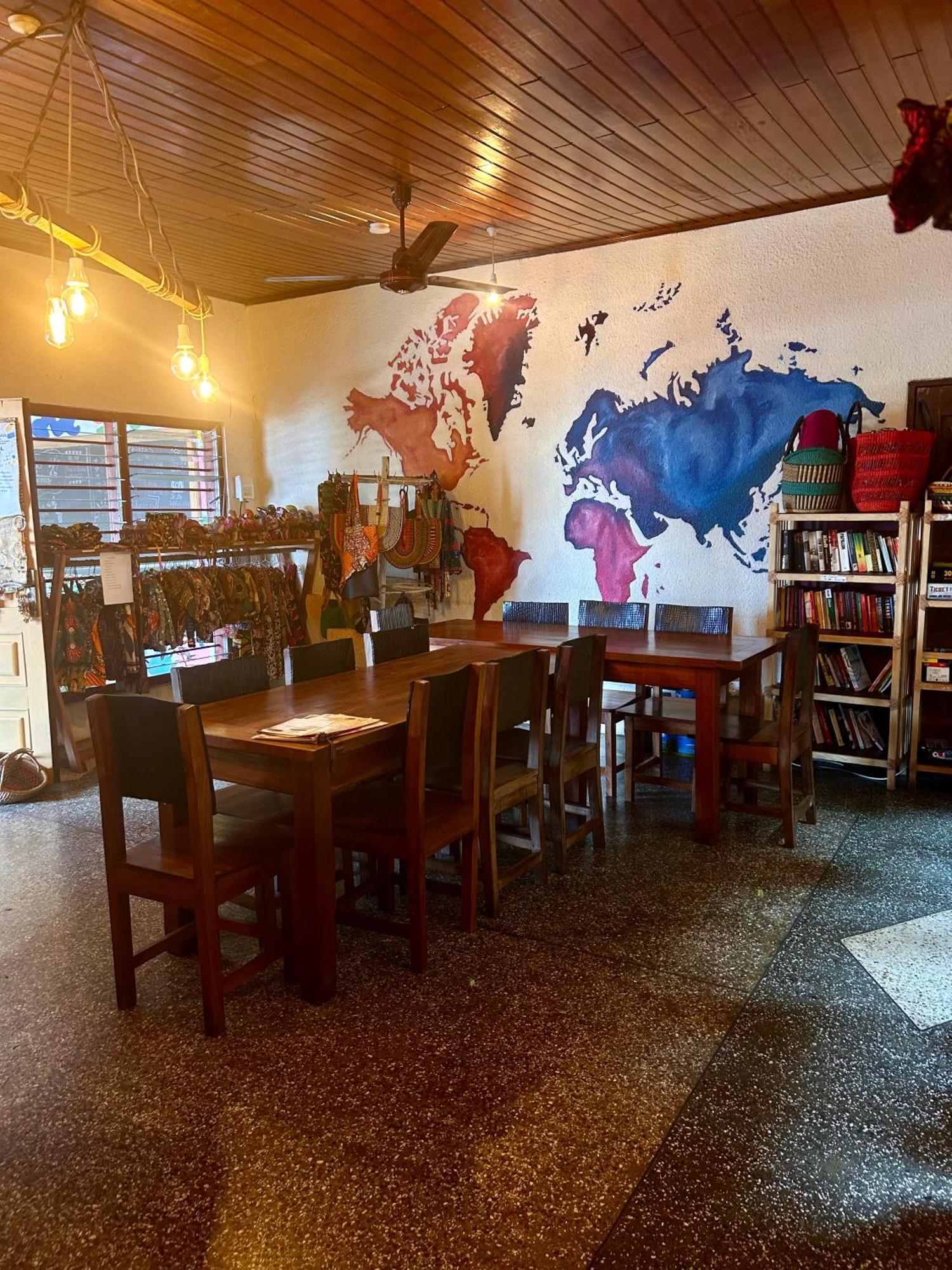 Tumi Hostel كوماسي المظهر الخارجي الصورة